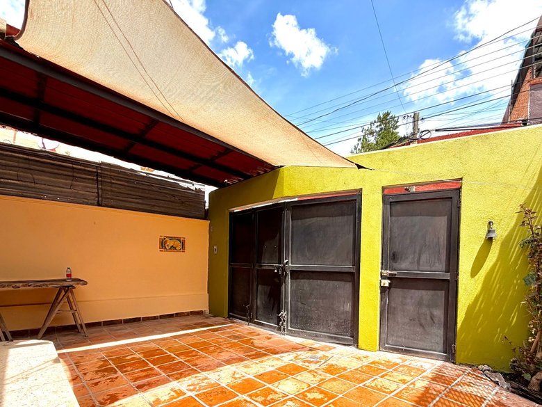 CASA ALLENDE — 2 photos