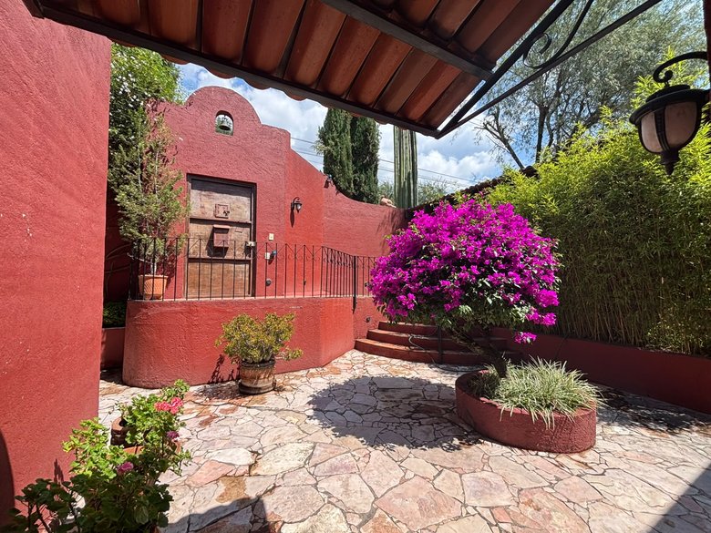 Casa Pájaros del Viento — 2 photos