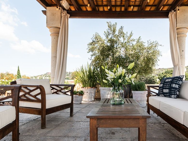 Casa Bella — 22 photos