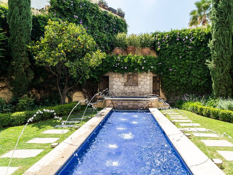 Casa Bella — 15 photos