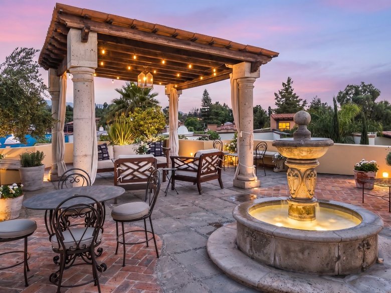 Casa Bella — 23 photos