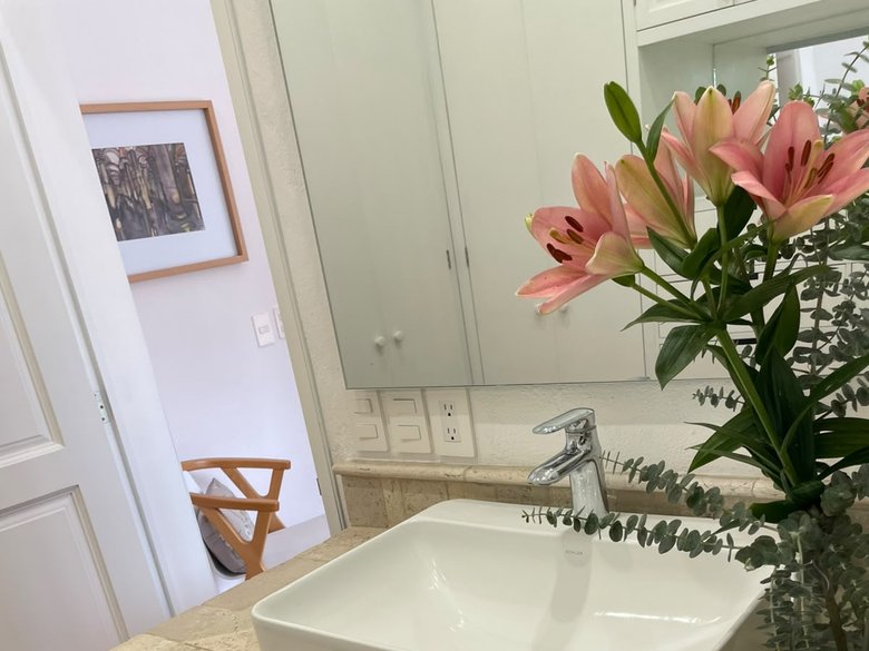 San Mateo Apartment — 7 photos