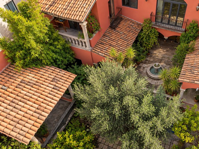 Casa Vista Antigua — 3 photos