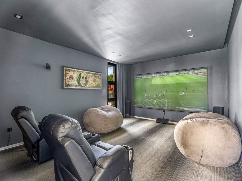 The Dream House — 9 photos