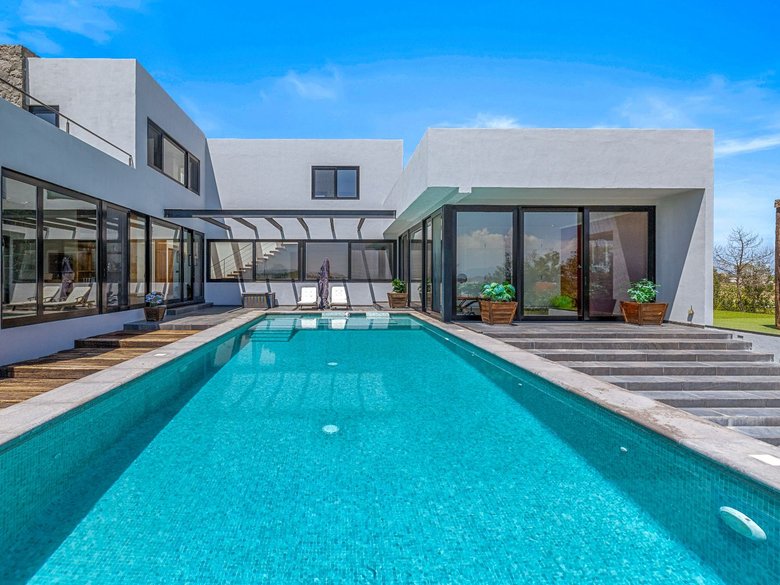 The Dream House — 19 photos