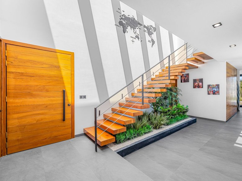 The Dream House — 5 photos