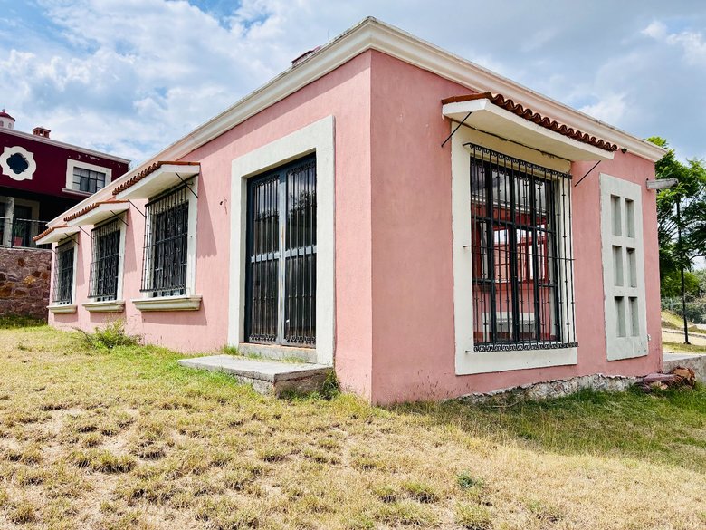 San Miguel Viejo 6 — 9 photos