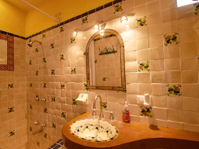 Casa Colores  — 17 photos