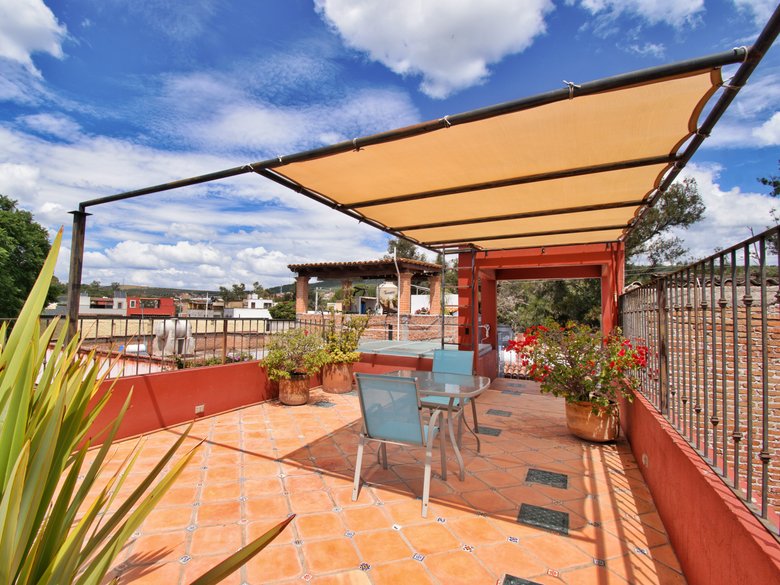 Casa Colores  — 28 photos