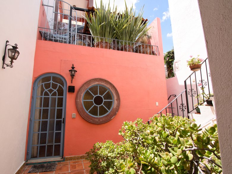 Casa Colores  — 3 photos