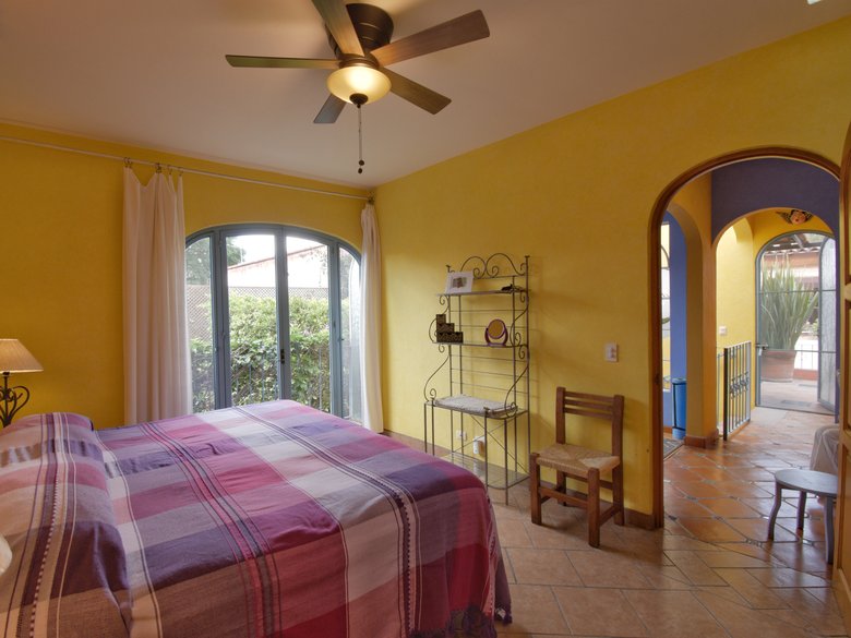 Casa Colores  — 22 photos