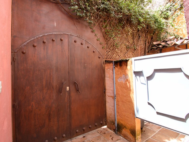 Casa Colores  — 4 photos
