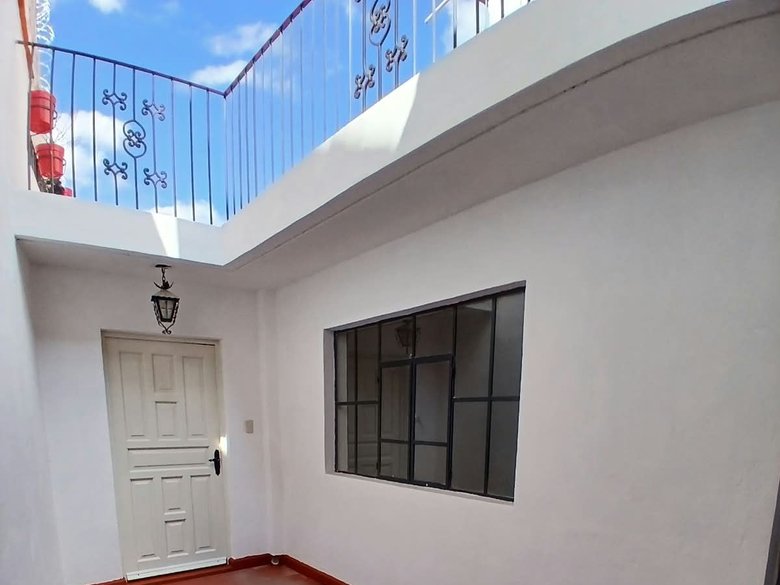 Casa Balderas — 9 photos