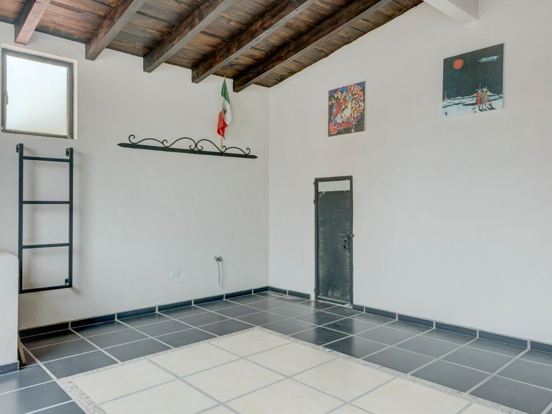 Casa Alameda — 17 photos