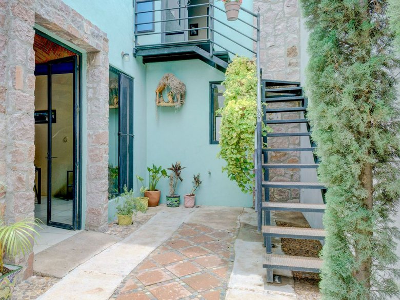 Casa Alameda — 9 photos