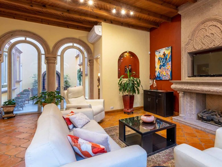 CASA ARCO de LUZ — 7 photos