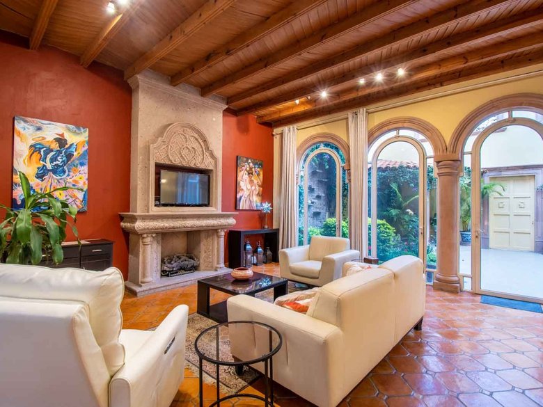 CASA ARCO de LUZ — 5 photos