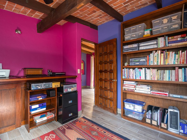 Casa Alba — 37 photos