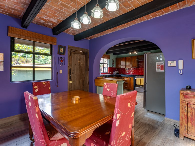 Casa Alba — 10 photos