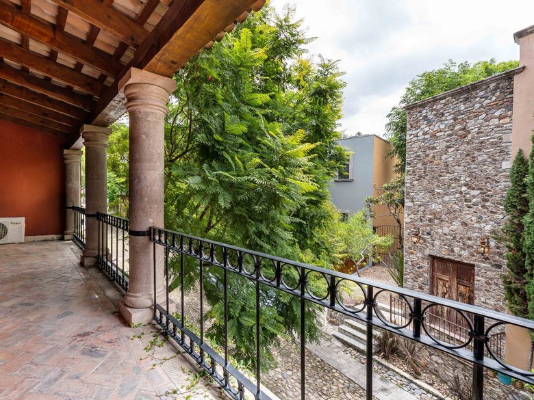 Casa Santa Mónica — 17 photos