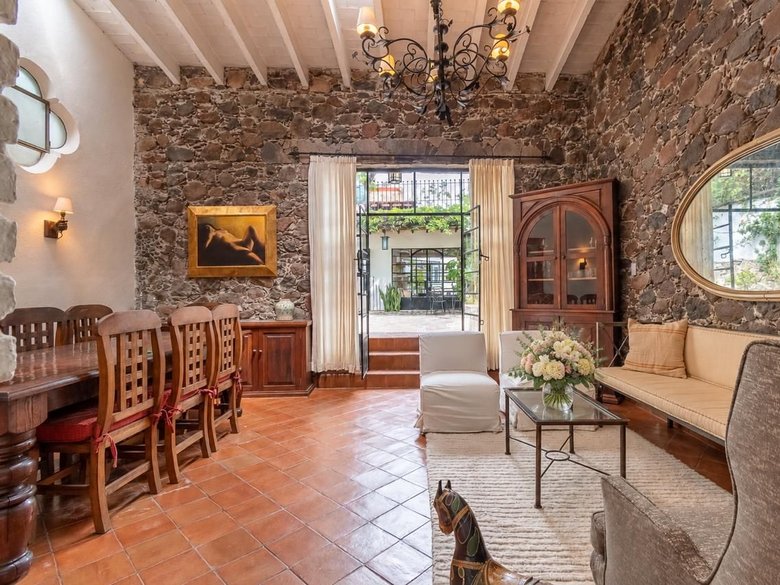 Casa 54 — 22 photos