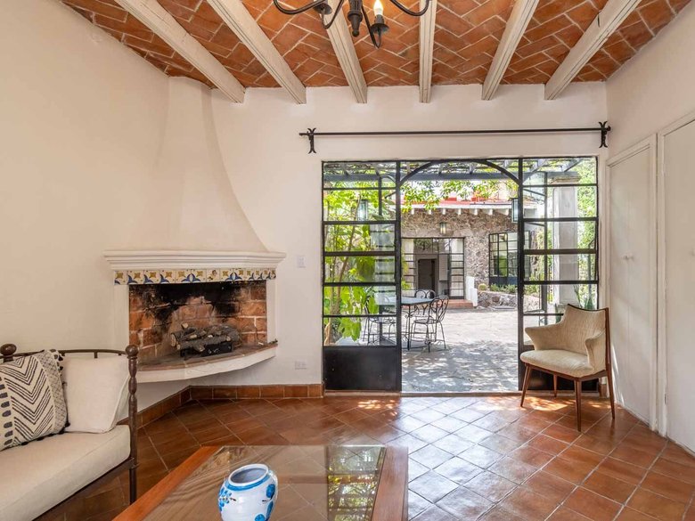 Casa 54 — 8 photos