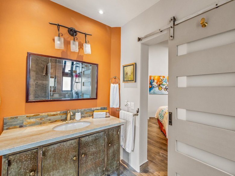 Villa Octavia — 24 photos