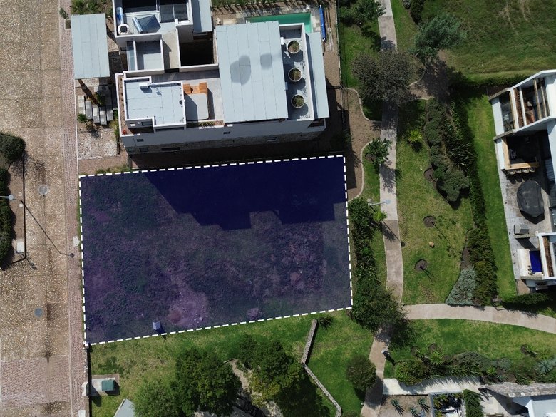 Terreno Exclusivo en SAHAI — 2 photos