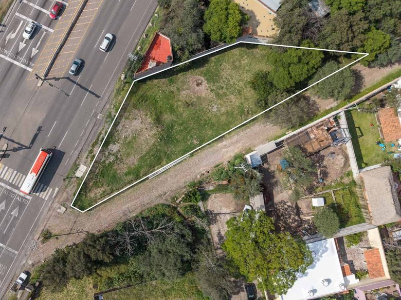 Corner Lot Opportunity — 6 photos