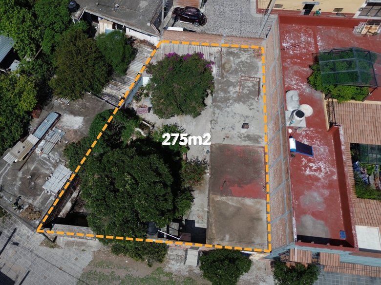 Double-Frontage Land in Independencia — 1 photos