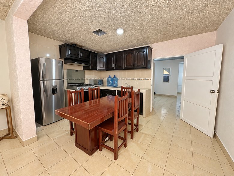 FIXER UPPER NICOLAS BRAVO — 2 photos