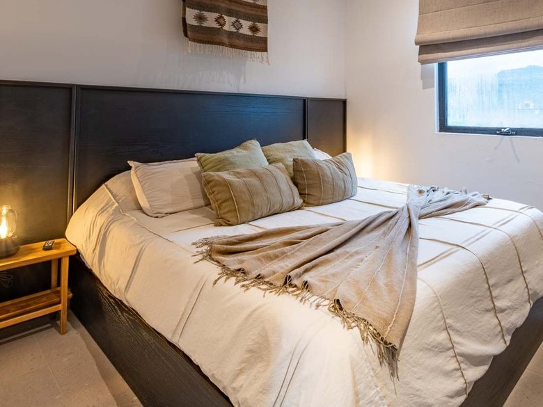 Punta del Cielo Condo — 13 fotos