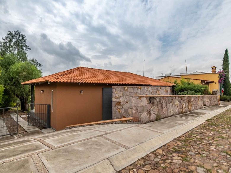 Casa Gabriela — 18 photos