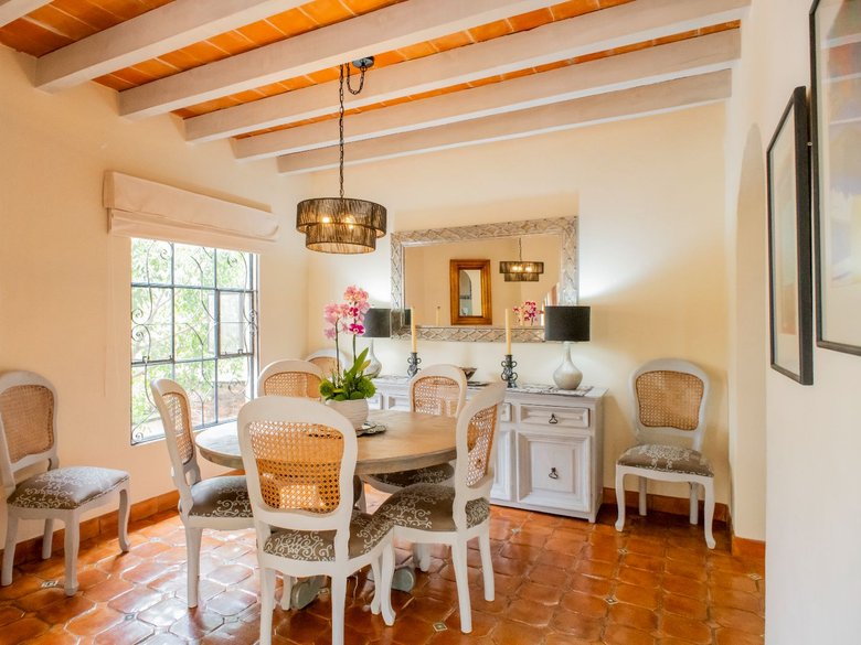 Mi Casita Linda — 5 photos