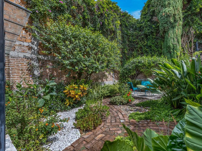 Casa Adelaida — 12 photos