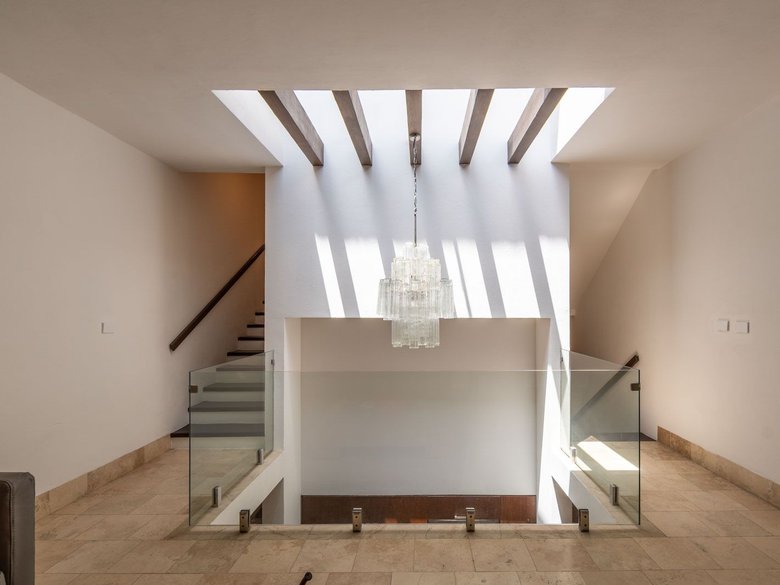 Casa Blanca — 15 photos