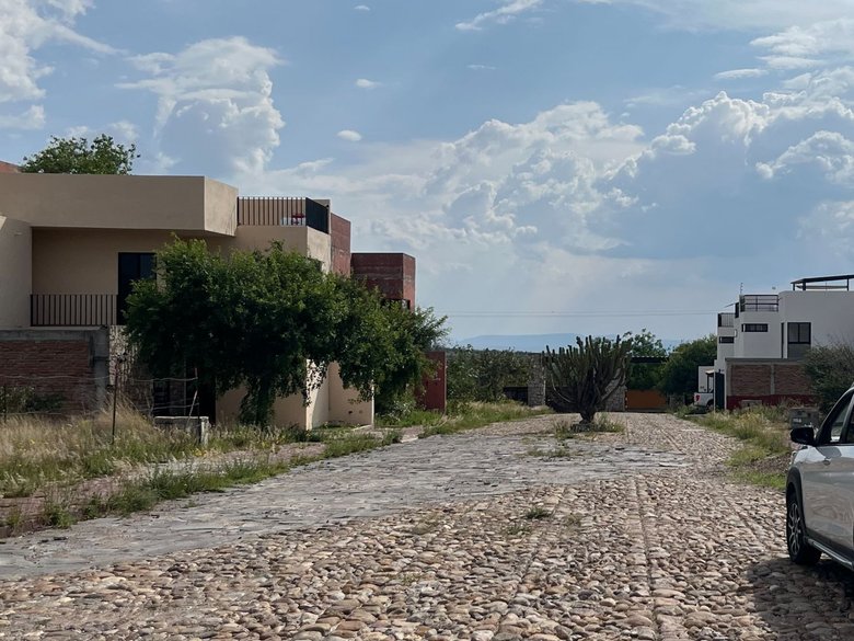 Saltito de Guadalupe Lot — 4 photos
