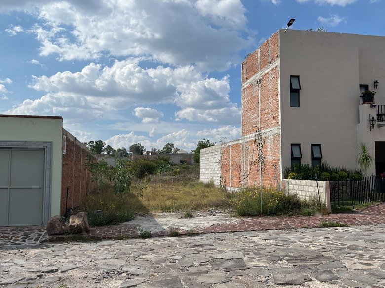 Saltito de Guadalupe Lot — 5 photos