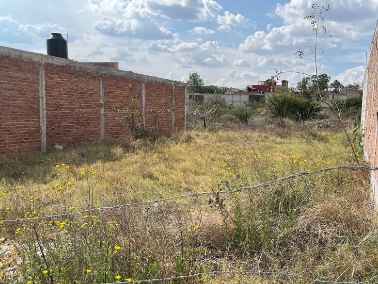 Saltito de Guadalupe Lot — 7 photos
