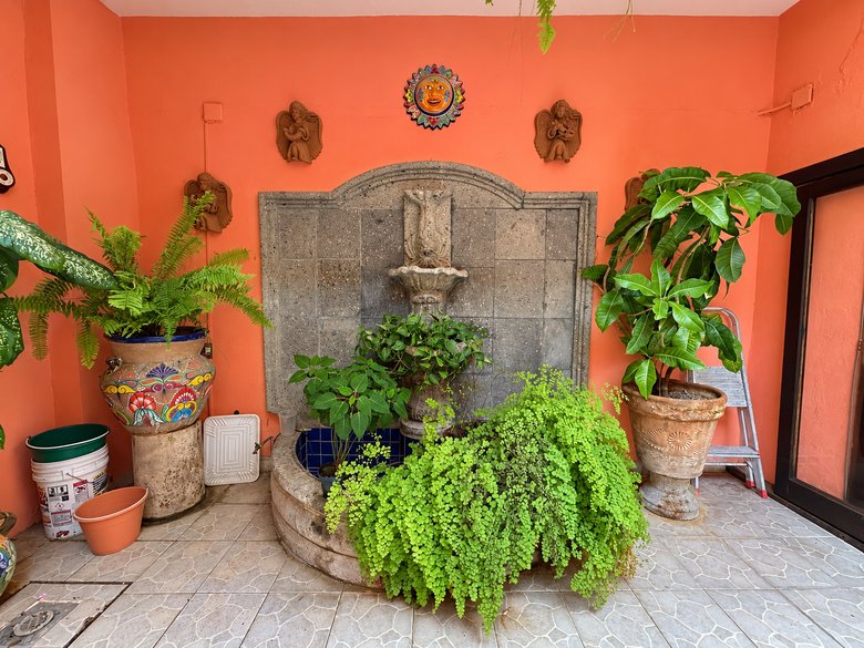 CASA MARIA — 8 photos