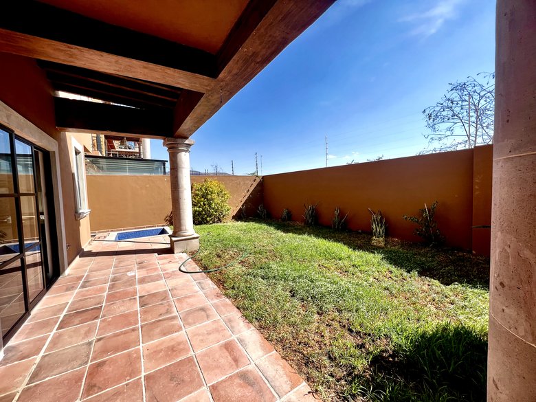 Casa amueblada de 4 recámaras con amenidades de Casa Club – El Milagro, SMA — 21 photos