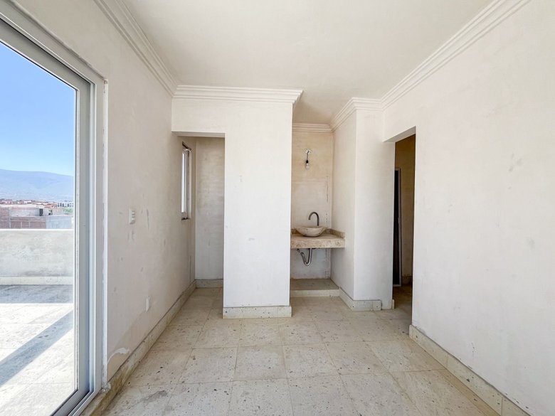 CASA BLANCA — 21 photos