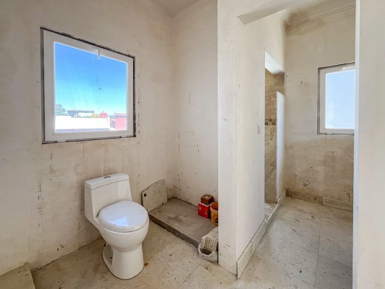 CASA BLANCA — 16 photos