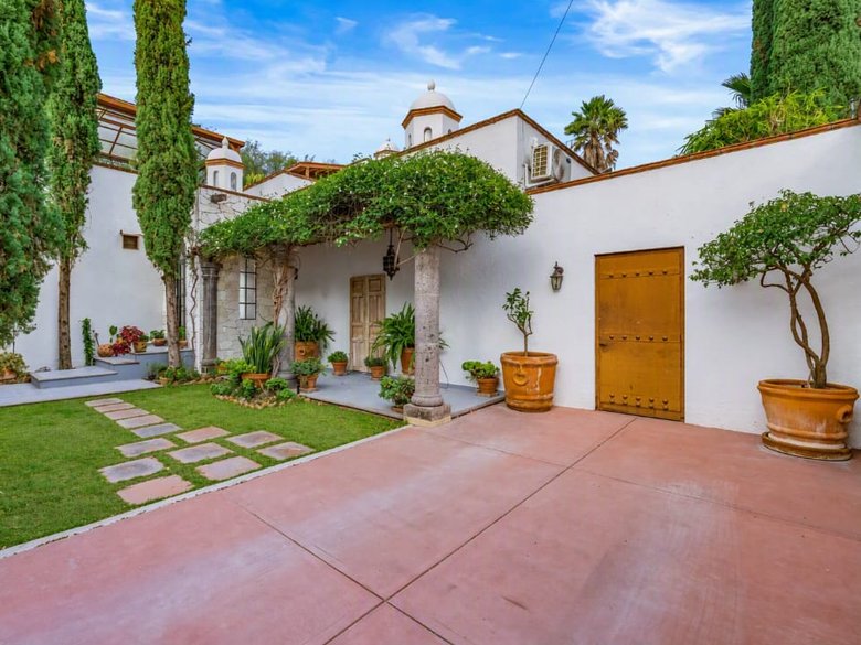 Casa CurVale — 33 photos