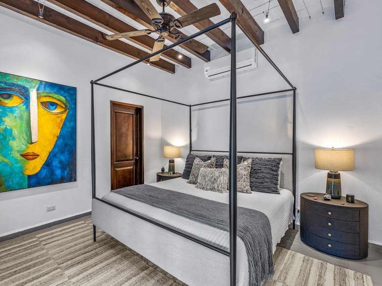 Casa CurVale — 24 photos