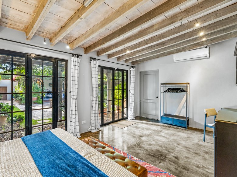Casa CurVale — 30 photos