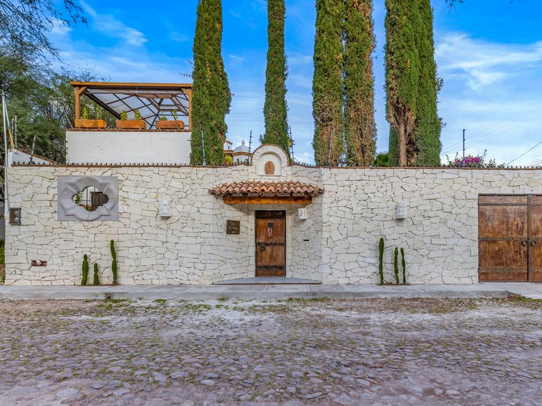 Casa CurVale — 32 photos