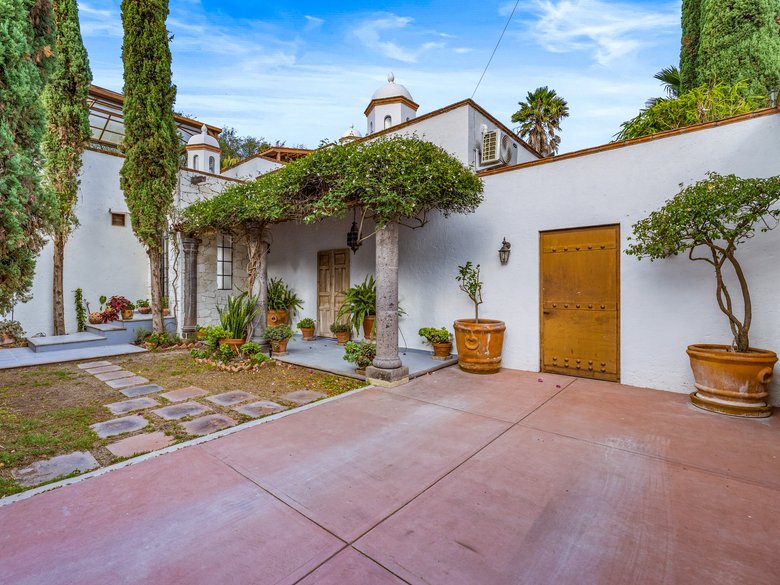 Casa CurVale — 3 photos