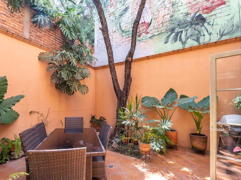 Secret Garden — 10 photos