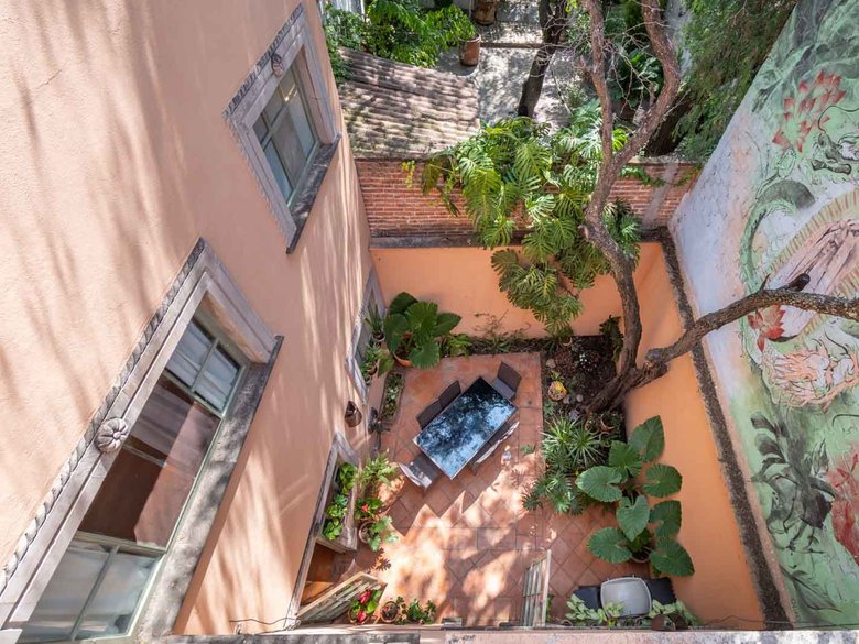 Secret Garden — 25 photos